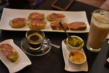 tapas cafe comida