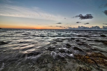 Obraz premium Sunrise on riviera maya, Mexico