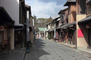 京都　上七軒の町並み