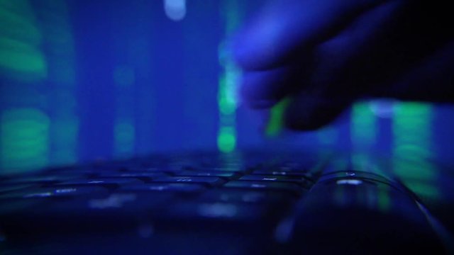 Cyber Attacke im Internet oder Darknet