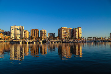 Obraz premium Skyline muele uno pier one malaga spain