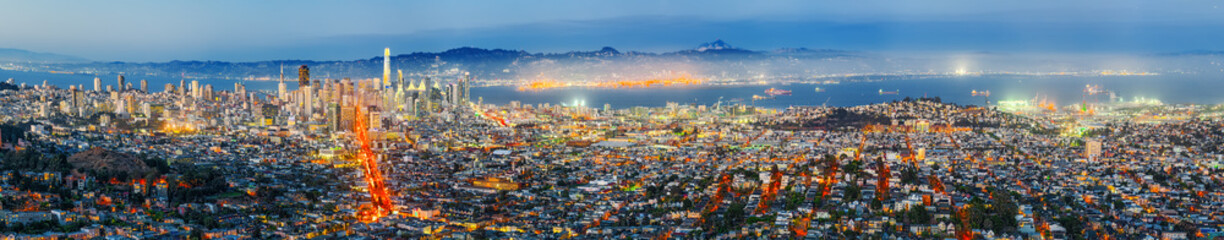 Panoramic view of the San Francisco city.