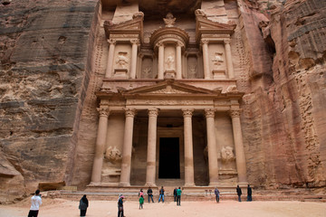 Petra is an ancient city, the capital of Edom (Edom), later the capital of the Nabatean kingdom....