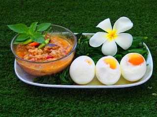 breakfast with fried eggs and vegetables