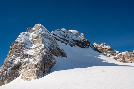 Mount Hoher Dachstein, 2.995m Randkluftsteig, Hallstadt Glacier, Border Of Upper Austria And Styria, Austria, Europe