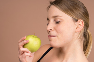 girl with an apple