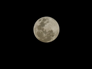 Super Snow Moon, Super Moon real time taken in February 19, 2019, Full Moon Biggest and brightest of 2019. in Thailand.