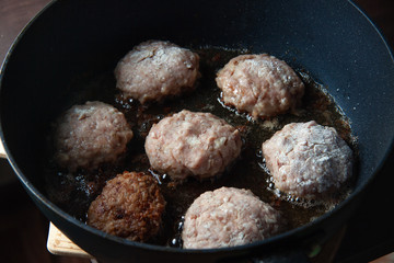 cooking meat patties