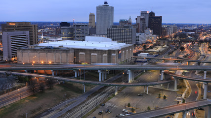 Memphis, Tennessee skyline at dusk