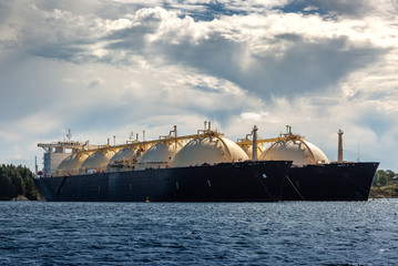 Fototapeta premium Oil transportation and storage on the ship