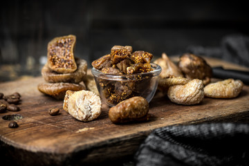 Dried figs