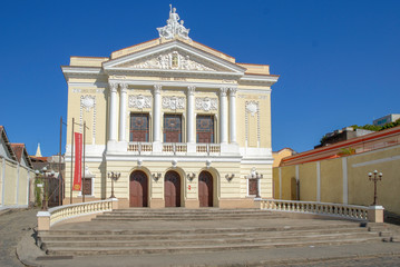 Fototapeta na wymiar Fachada do Teatro Municipal de São João del Rey, Minas Gerais