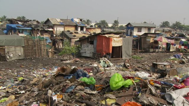 Garbage waste in Manila slum