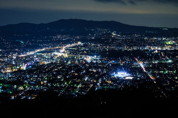 Fototapeta premium 奈良県奈良市若草山の夜景 新日本三大夜景 2019年2月 