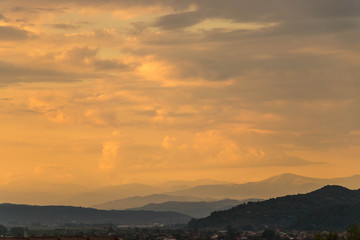 Fototapeta premium Epic orange sun set scene