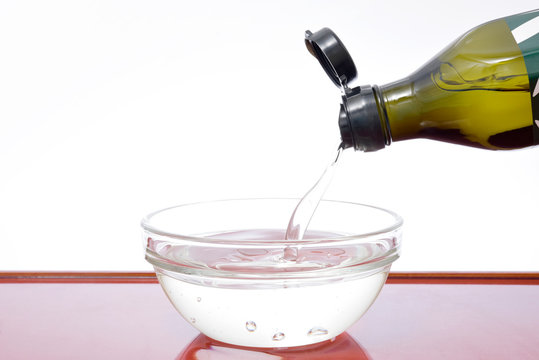 Coconut MCT oil : 100% medium chain fatty acid