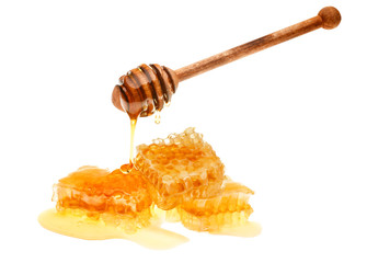 Honigl&ouml;ffel mit drei Honigwaben als Freisteller