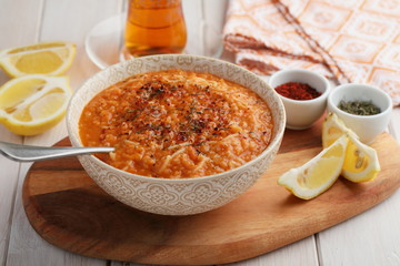 Lentil Soup with Vermicelli Noodles