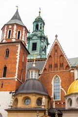 Obraz premium The Royal Archcathedral Basilica of Saints Stanislaus and Wenceslaus in Wawel Castle in Krakow, Poland