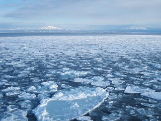 流氷　北海道（網走） © G.Takase