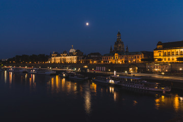 Fototapeta na wymiar Dresden Skyline at night