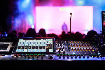 dj mixing music