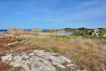 Le site du gouffre à Plougrescant en Bretagne