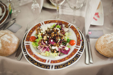 salad with pine nuts and honey