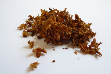 sepals of cloudberries