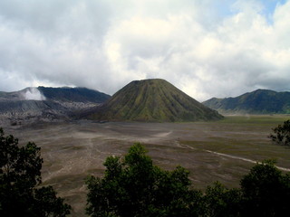 Fototapeta premium Wulkan w Javie. Mt Bromo. Indonezja. Azja