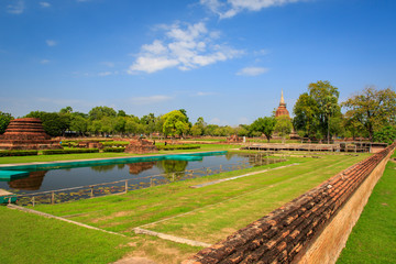 Obraz premium Sukhothai Historical Park In Thailand, Buddha statue, Old Town,Tourism, World Heritage Site, Civilization,UNESCO.