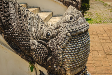 Obraz premium Beautiful statue of mom, the mythical guardian animal at temples in Chiang Mai, Thailand.