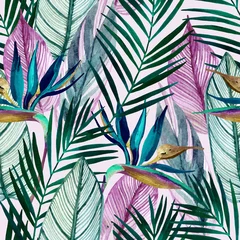 Fototapeten Aquarell tropisches nahtloses Muster mit Paradiesvogelblume, Palmblättern © Tanya Syrytsyna