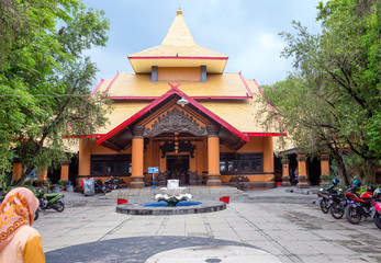 Surabaya, Indonesia, Sanggar Agung Chinese temple. It is a Chinese temple in Surabaya dedicated to Chinese deities and other Asian religious icons. The building is in Balinese style,which functions as