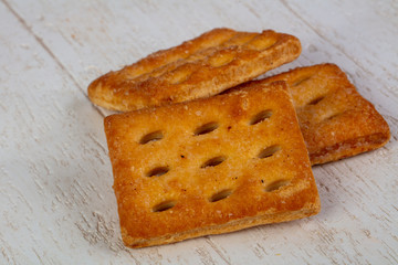 Appetizing salty crackers