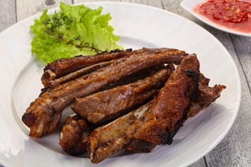 Roasted pork ribs