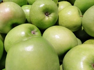 green apples