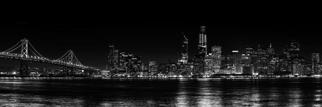 Panorama San Francisco schwarz-weiß bei Nacht © dietwalther