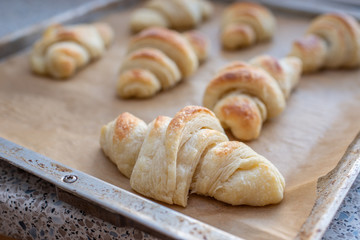 baking croissant