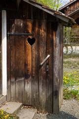 Teilansicht Bauernhaus mit Toilettenaußenanbau im Freilichtmuseum Kürnbach bei Bad Schussenried