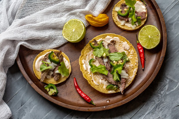 Mexikanische Barbacoa Tacos