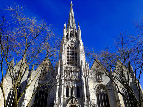 LILLE Parvis st maurice