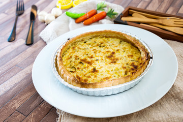 VEGETABLE PIE WITH CHERRY TOMATOES, GRILLED PEPPERS AND COURGETTES With fresh eggs and fresh cream