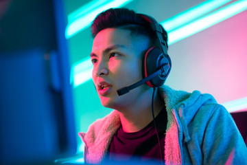 cybersport gamer have live stream © ryanking999