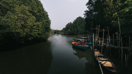 Obraz premium boats on the river