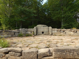 dolmen