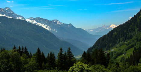 Fototapeta na wymiar big view on the mountain over a valley.