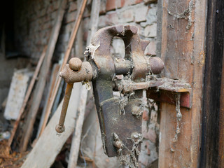 Rusted Bench Vice