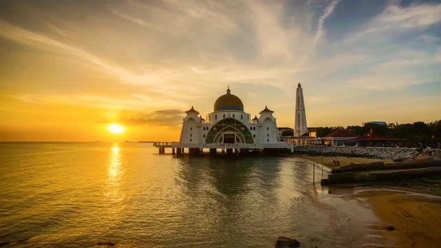 4K Timelapse of Malacca Straits Mosque during sunset