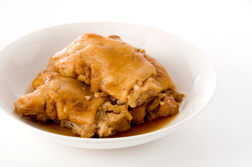 沖縄料理 てびち（豚足の煮付け）